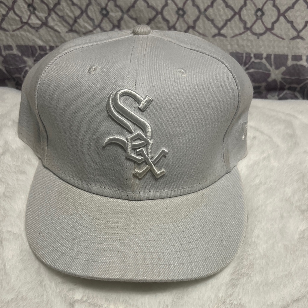 White Baseball Cap With Embroidered Logo